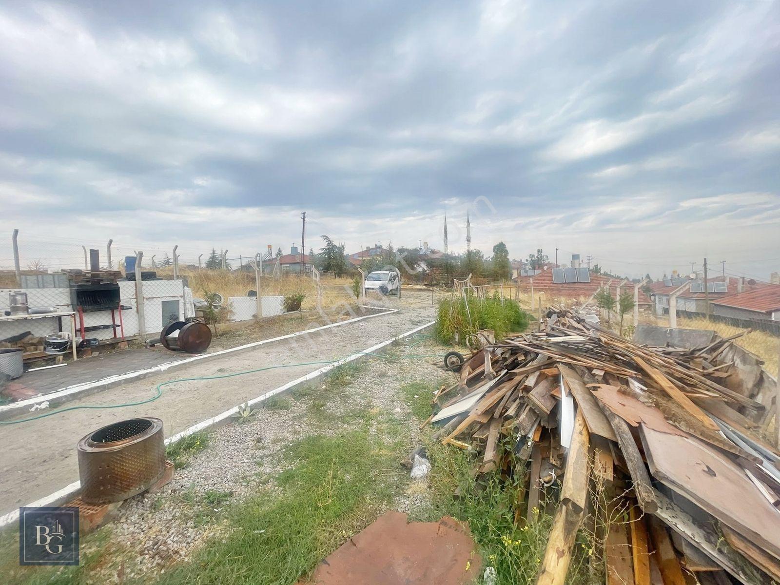 ⫸︎b*g⫷elektiriği Suyu Çekili Yakup Abdal Köyü İçerisinde — fotoğraf 24