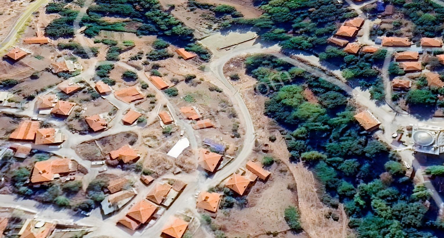 Eu Gayrimenkul'den Köy İçinde 90+21 Metrekare İmarlı Arsa — fotoğraf 7