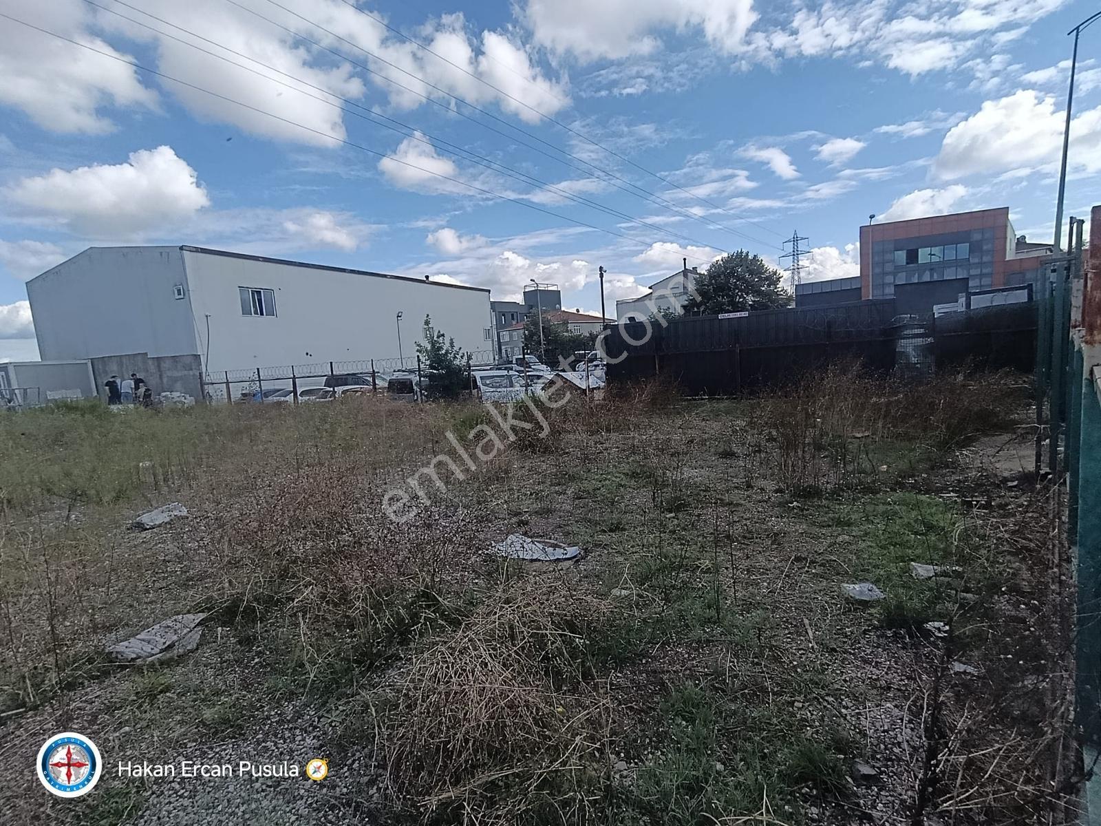 Ataşehir Ferhatpaşa 'da 433 M2 Konut İmarlı Müstakil Parsel Satılık Arsa (parsel...