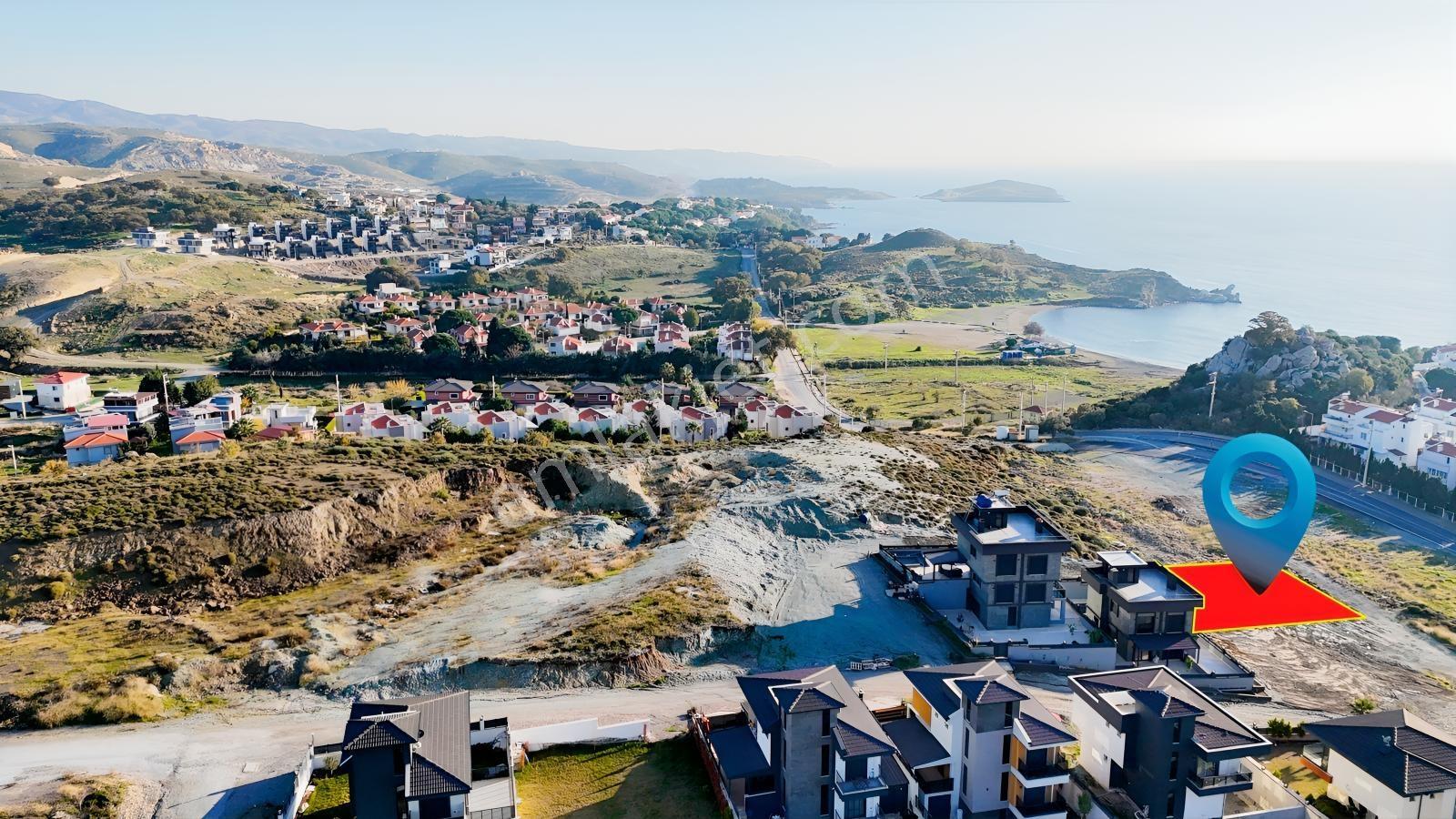Akarca'da Denize Plaja Çok Yakın Deniz Manzaralı Köşe Arsa — fotoğraf 3