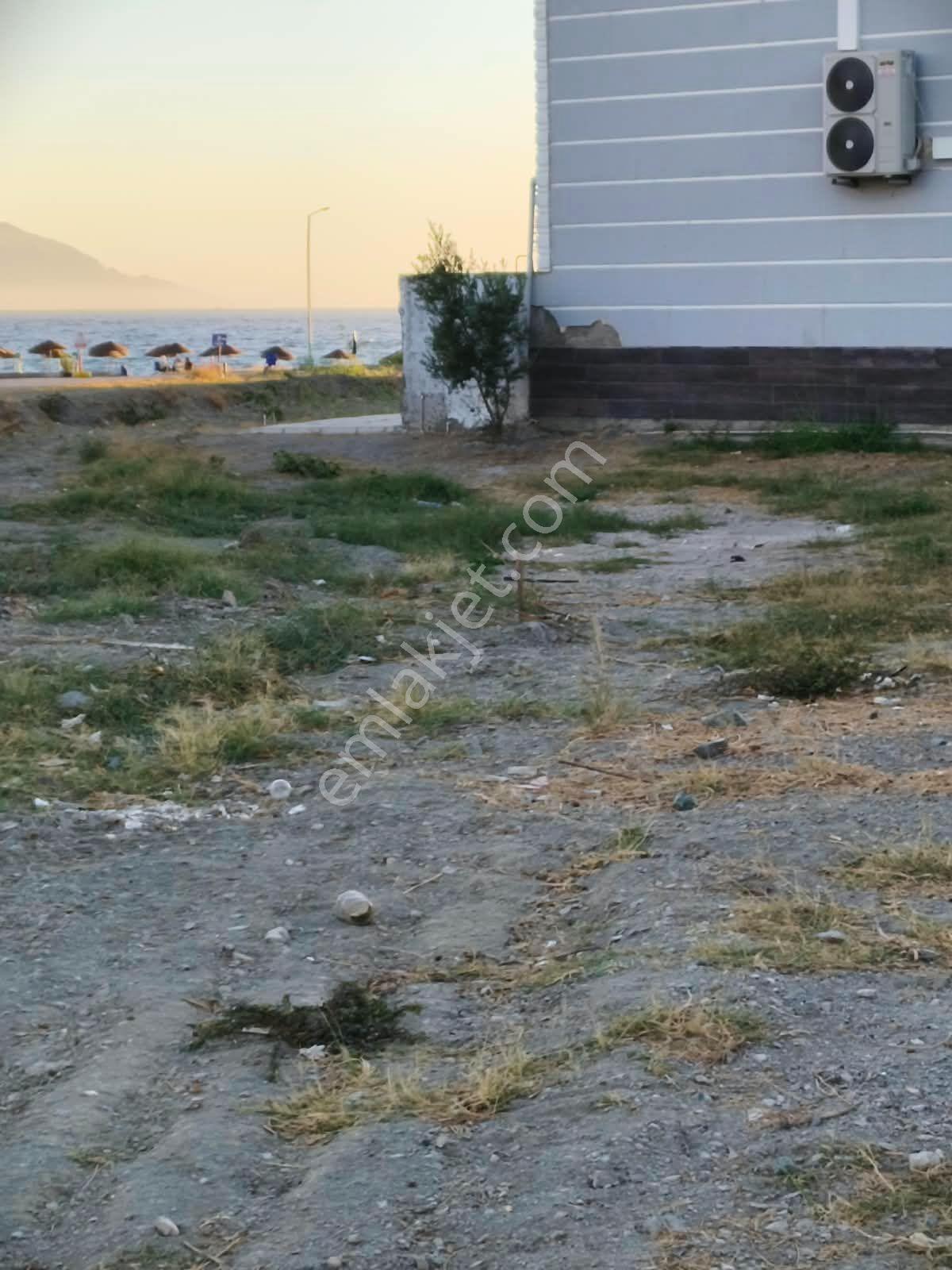 İzmir Seferihisar Ömür Beldesi Denize Sıfır Satılık Arsa — fotoğraf 3