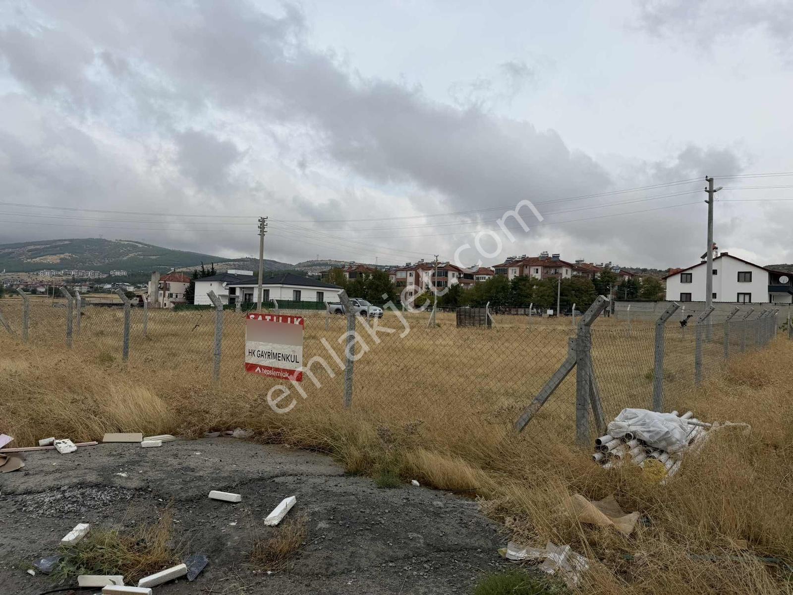 Yeşilbağlar Sitesi Önünde 462 M2 Uygun Fiyatlı Villalık Arsa..!! — fotoğraf 2
