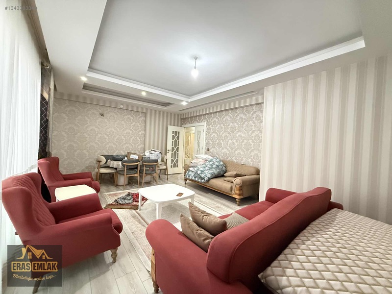 Eras Gayrimenkul'den Fırsat 4+1 Daire — fotoğraf 13