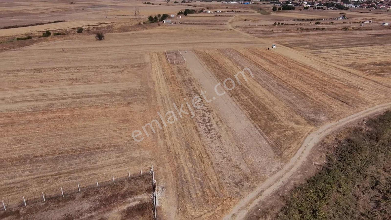 Ergene Esenler De Satılık Behçe 1.070 M2 Etrafı Çevrili Arsa — fotoğraf 17