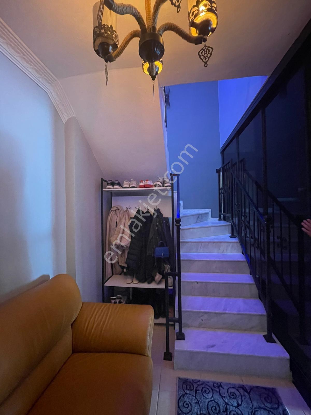 Didim Cumhuriyet Mahde 5+1 Eşyalı Dubleks — fotoğraf 13