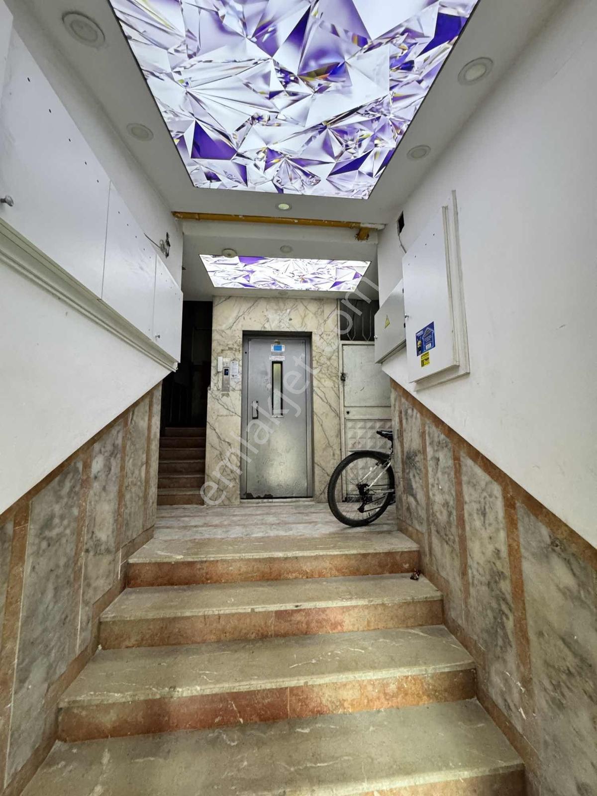 Samsun İlkadımın Kalbinde | Cadde Üzerinde | Asansörlü | 2+1 — fotoğraf 2