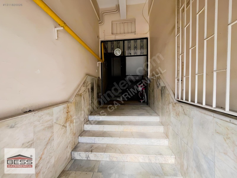 Bess'den Deliklitaş Mah. İki Eylül Cad. Üzeri Satılık 3+1 Daire — fotoğraf 2