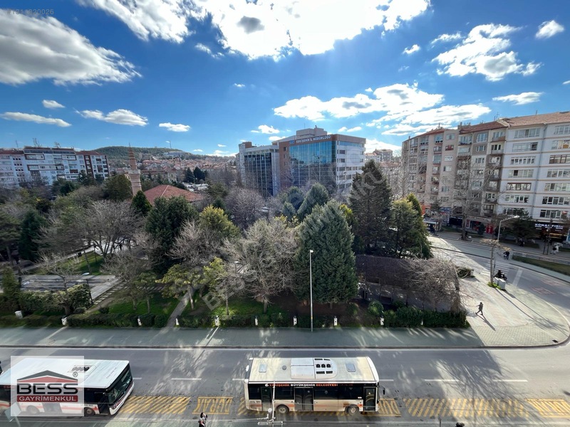 Bess'den Deliklitaş Mah. İki Eylül Cad. Üzeri Satılık 3+1 Daire — fotoğraf 13