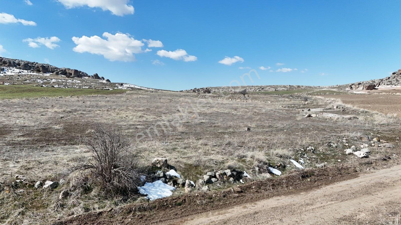 Güzelyurt'Ta, Kapanmaz Manzaralı Kupon Arsa 550 M²