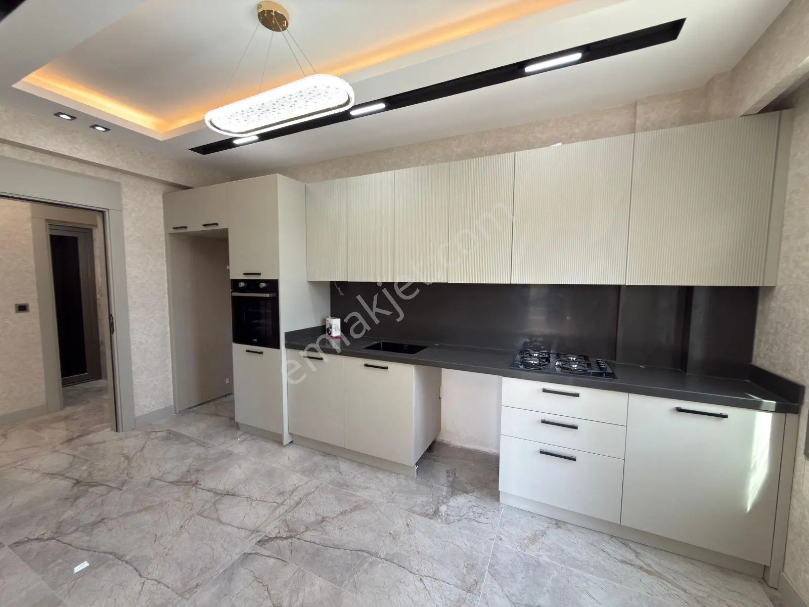 Site İçerisinde Satılık 2+1 Sıfır Lüx Daireler — fotoğraf 5