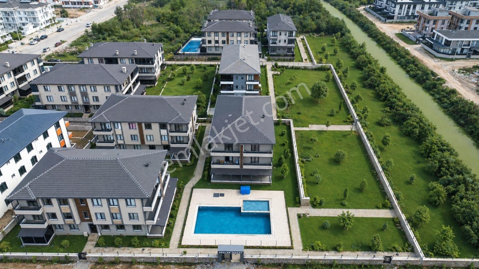 Arslan İnşaat 1.300.000 Peşin 40 Ay Vade Havuzlu 2+1 Yeni Proje