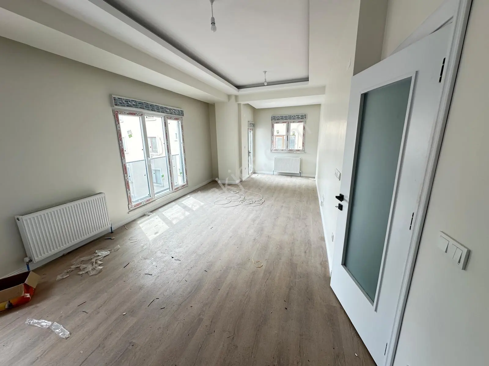 Pendik Burhan Toprak Cad. Üzerinde Sıfır 3+1 Satılık Daire — fotoğraf 3