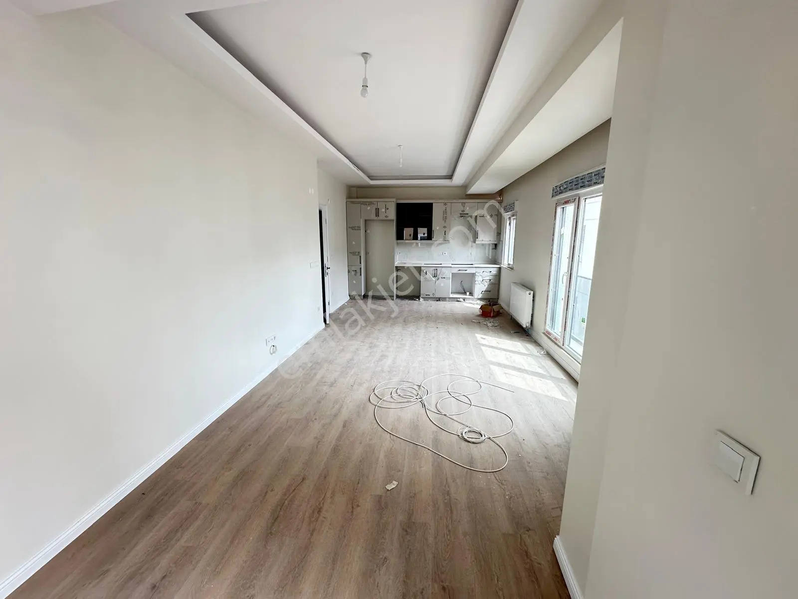 Pendik Burhan Toprak Cad. Üzerinde Sıfır 3+1 Satılık Daire — fotoğraf 5