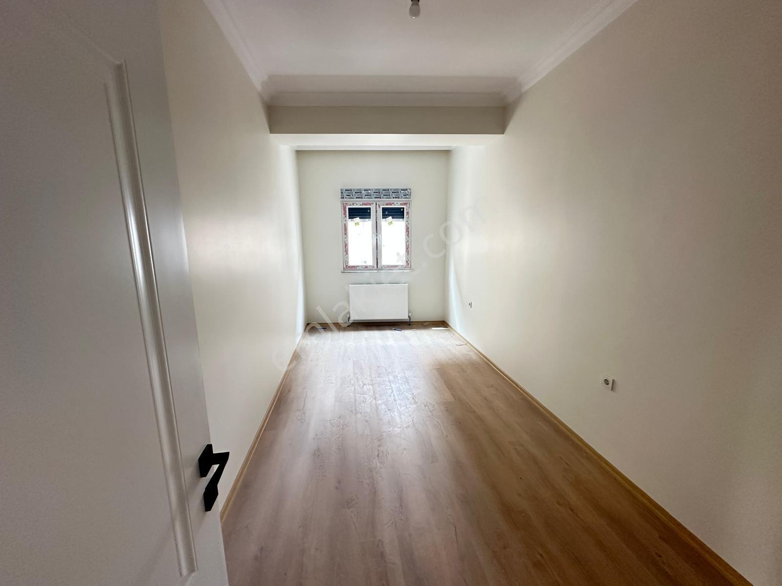 Pendik Burhan Toprak Cad. Üzerinde Sıfır 3+1 Satılık Daire — fotoğraf 8