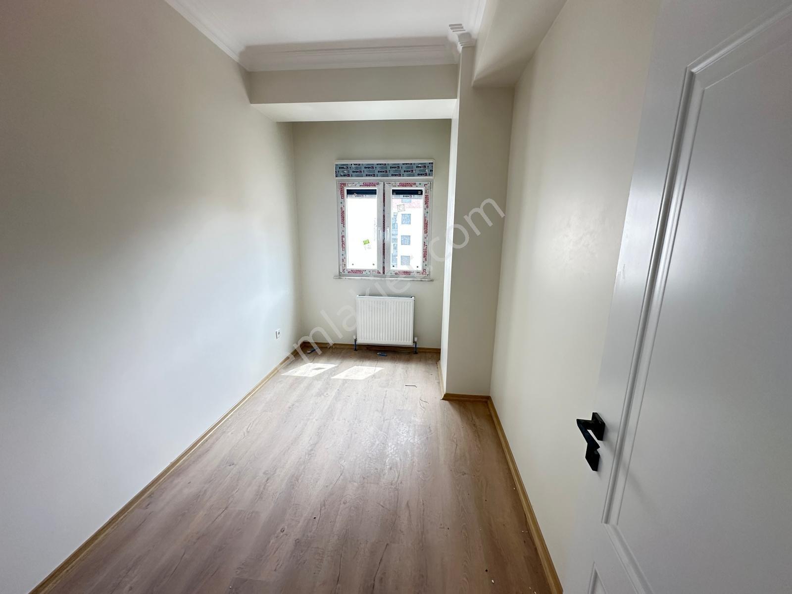 Pendik Burhan Toprak Cad. Üzerinde Sıfır 3+1 Satılık Daire — fotoğraf 14