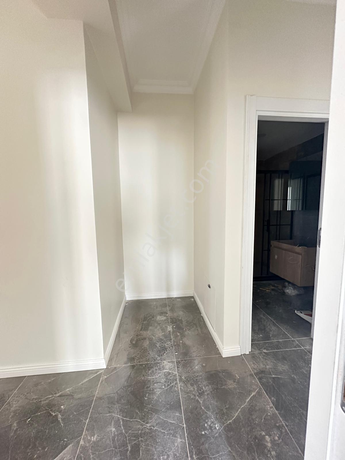 Pendik Burhan Toprak Cad. Üzerinde Sıfır 3+1 Satılık Daire — fotoğraf 20