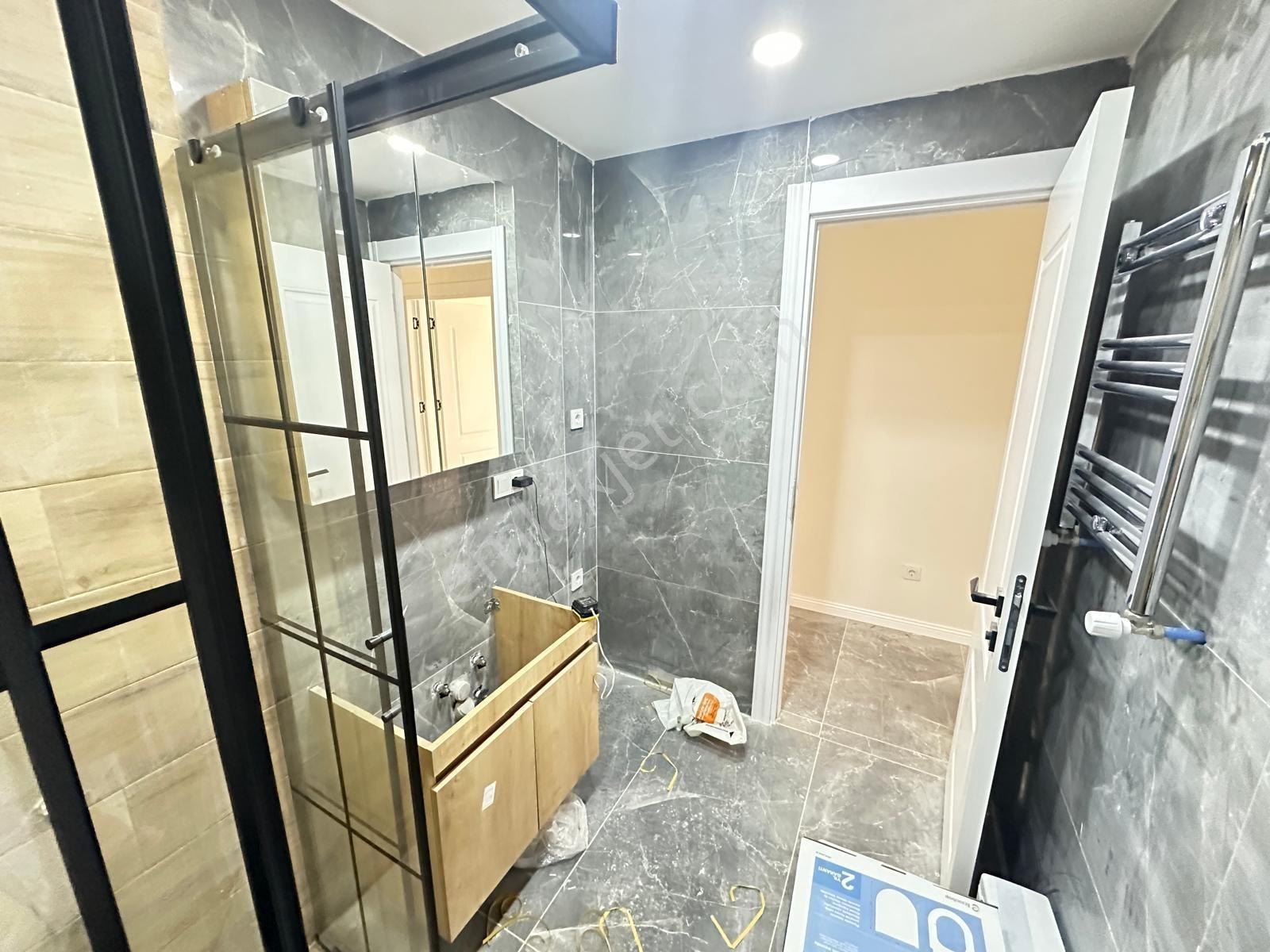Pendik Burhan Toprak Cad. Üzerinde Sıfır 3+1 Satılık Daire — fotoğraf 23