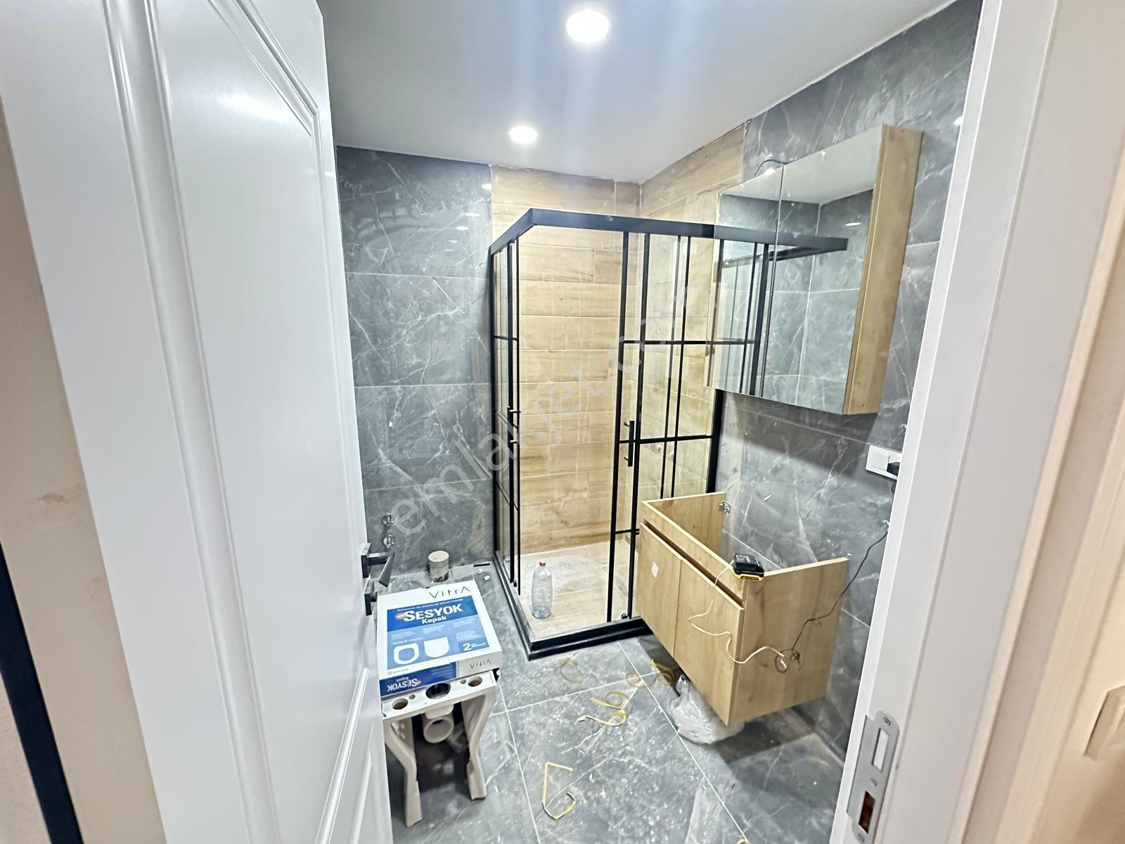 Pendik Burhan Toprak Cad. Üzerinde Sıfır 3+1 Satılık Daire — fotoğraf 25