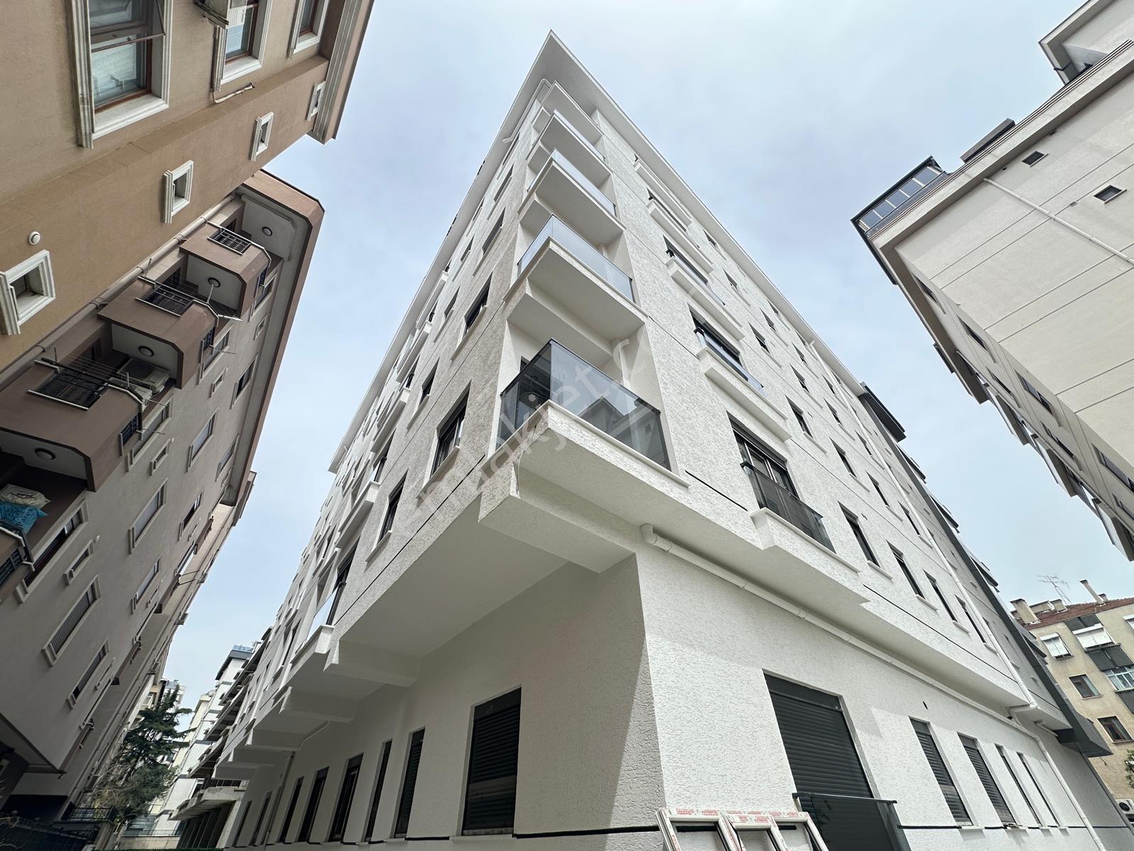 Pendik Burhan Toprak Cad. Üzerinde Sıfır 3+1 Satılık Daire — fotoğraf 31