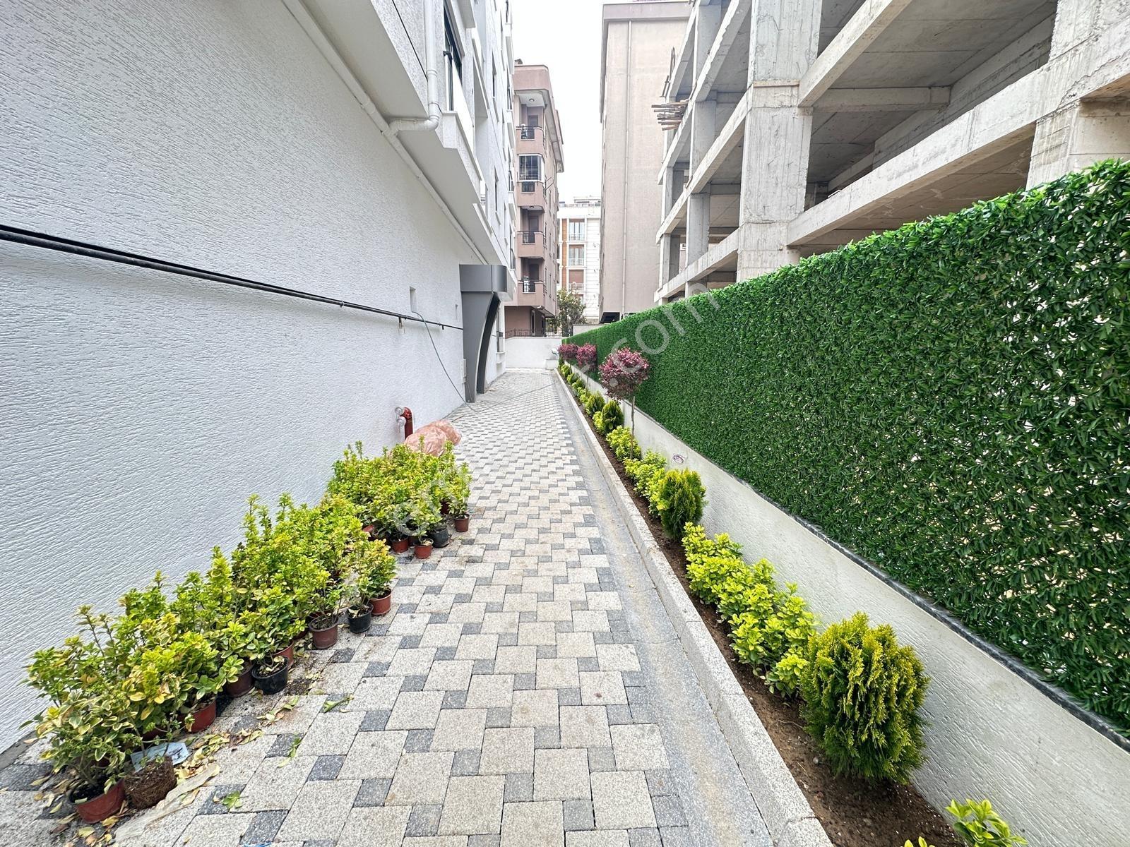 Pendik Burhan Toprak Cad. Üzerinde Sıfır 3+1 Satılık Daire — fotoğraf 32