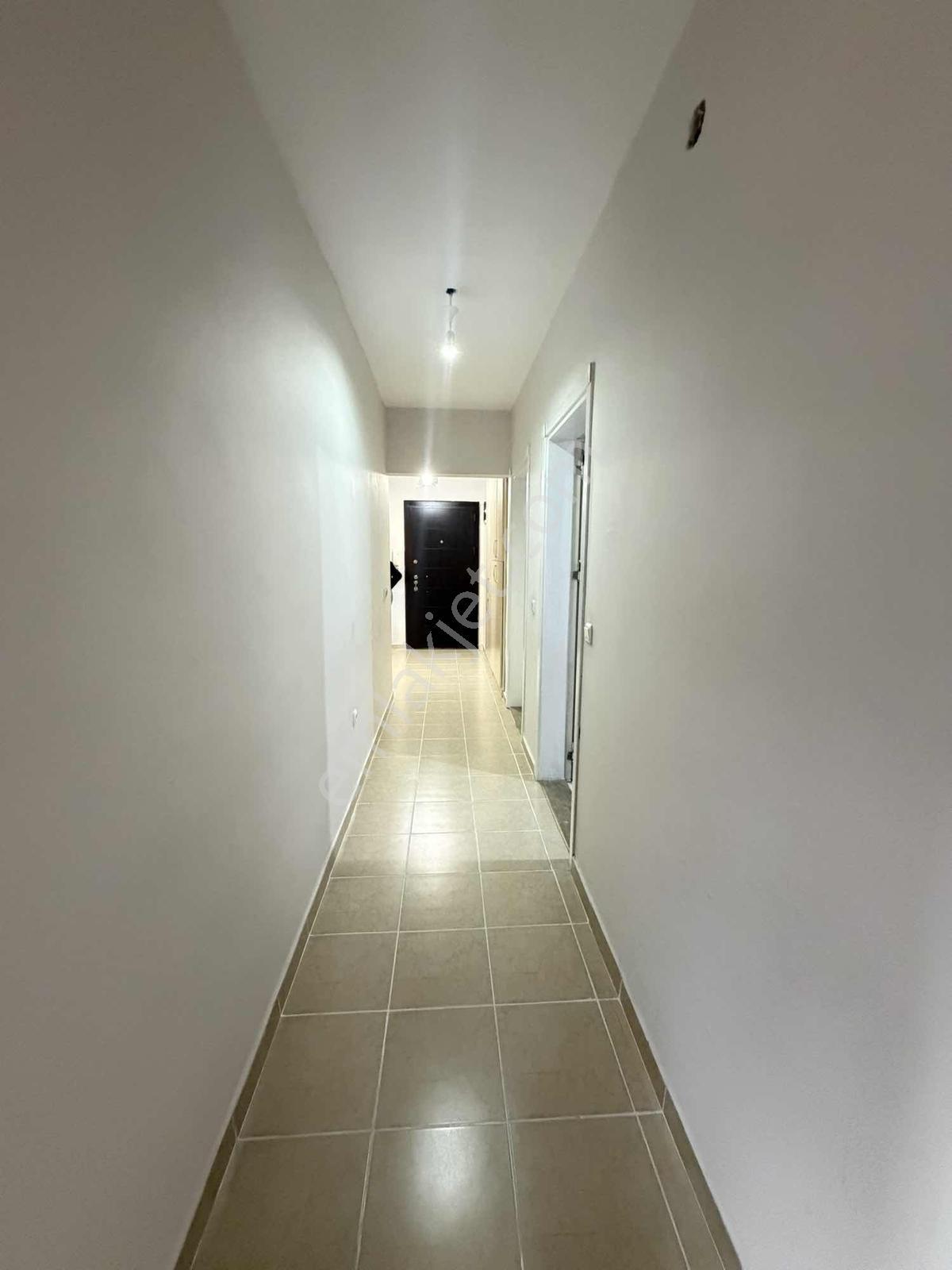 Ulugazi Toki'de İçi Yeni Yapılmış 3+1 Satılık Daire Full Kredi — fotoğraf 29