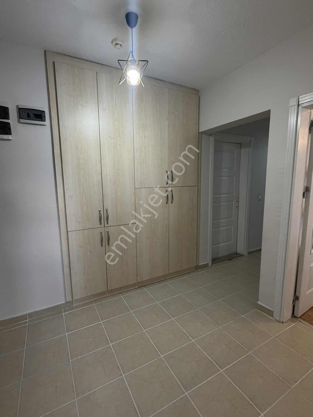 Ulugazi Toki'de İçi Yeni Yapılmış 3+1 Satılık Daire Full Kredi — fotoğraf 30