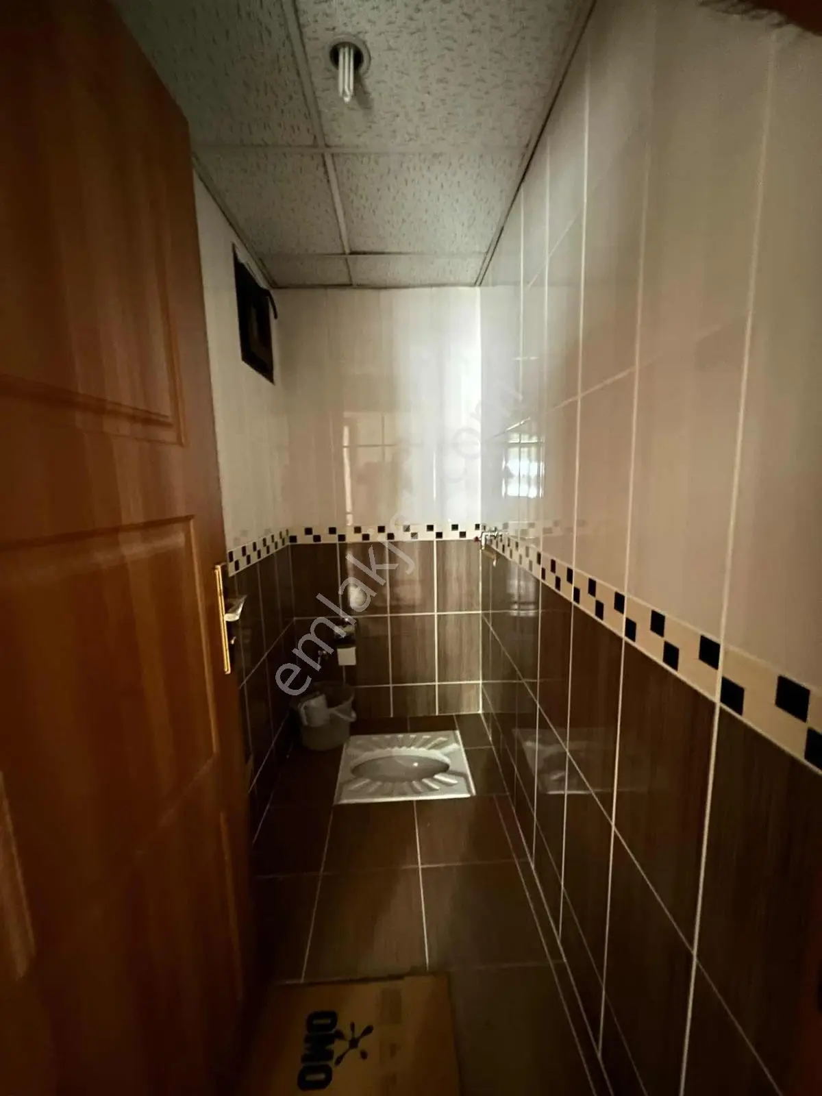 Şehrin Merkezinde, Cadde Üzerinde Satılık Geniş 2+1 Daire — fotoğraf 11