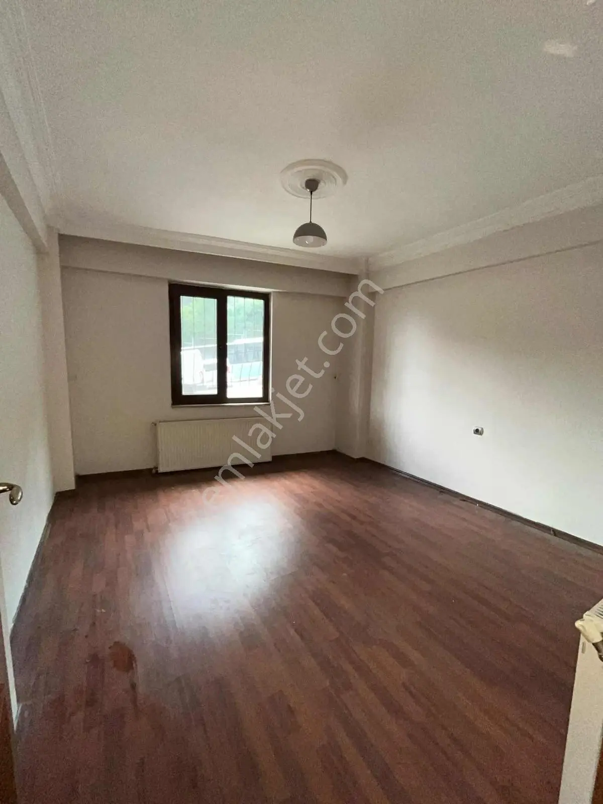 Şehrin Merkezinde, Cadde Üzerinde Satılık Geniş 2+1 Daire — fotoğraf 18