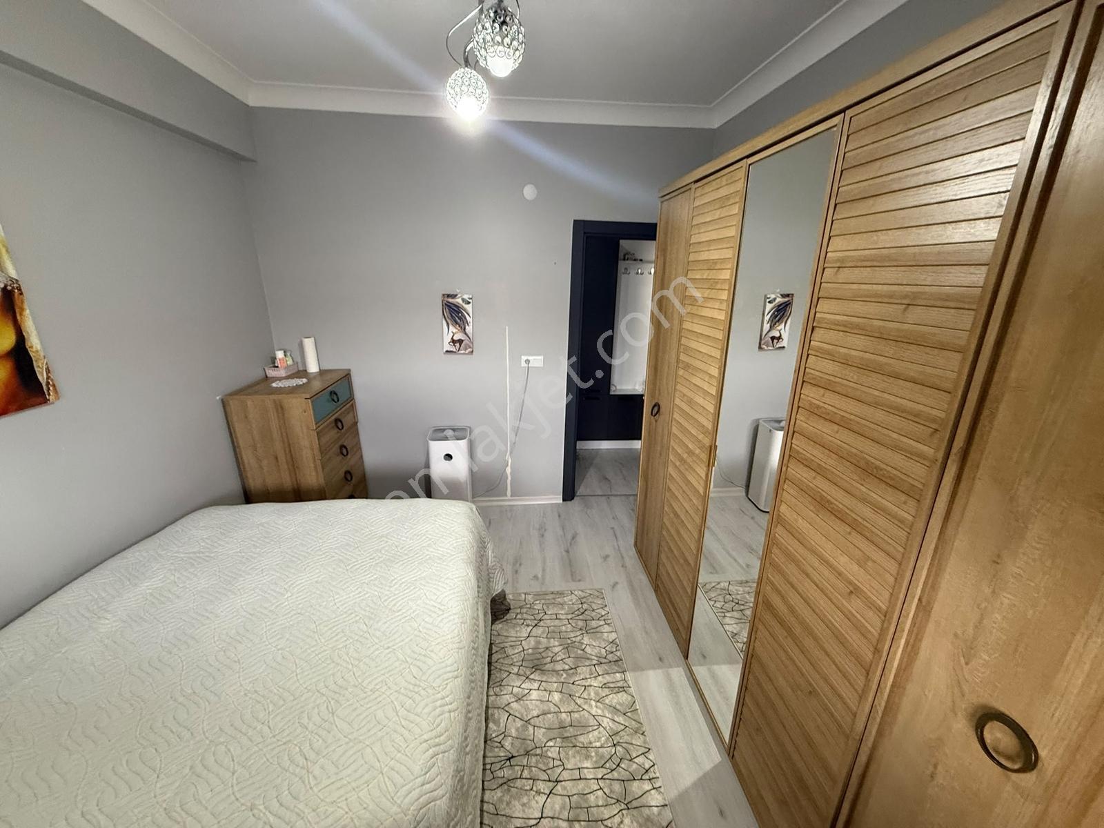 Kumbağ Mah Deniz Manzaralı Cadde Üzerinde Site İçinde İskanlı2+1 — fotoğraf 9