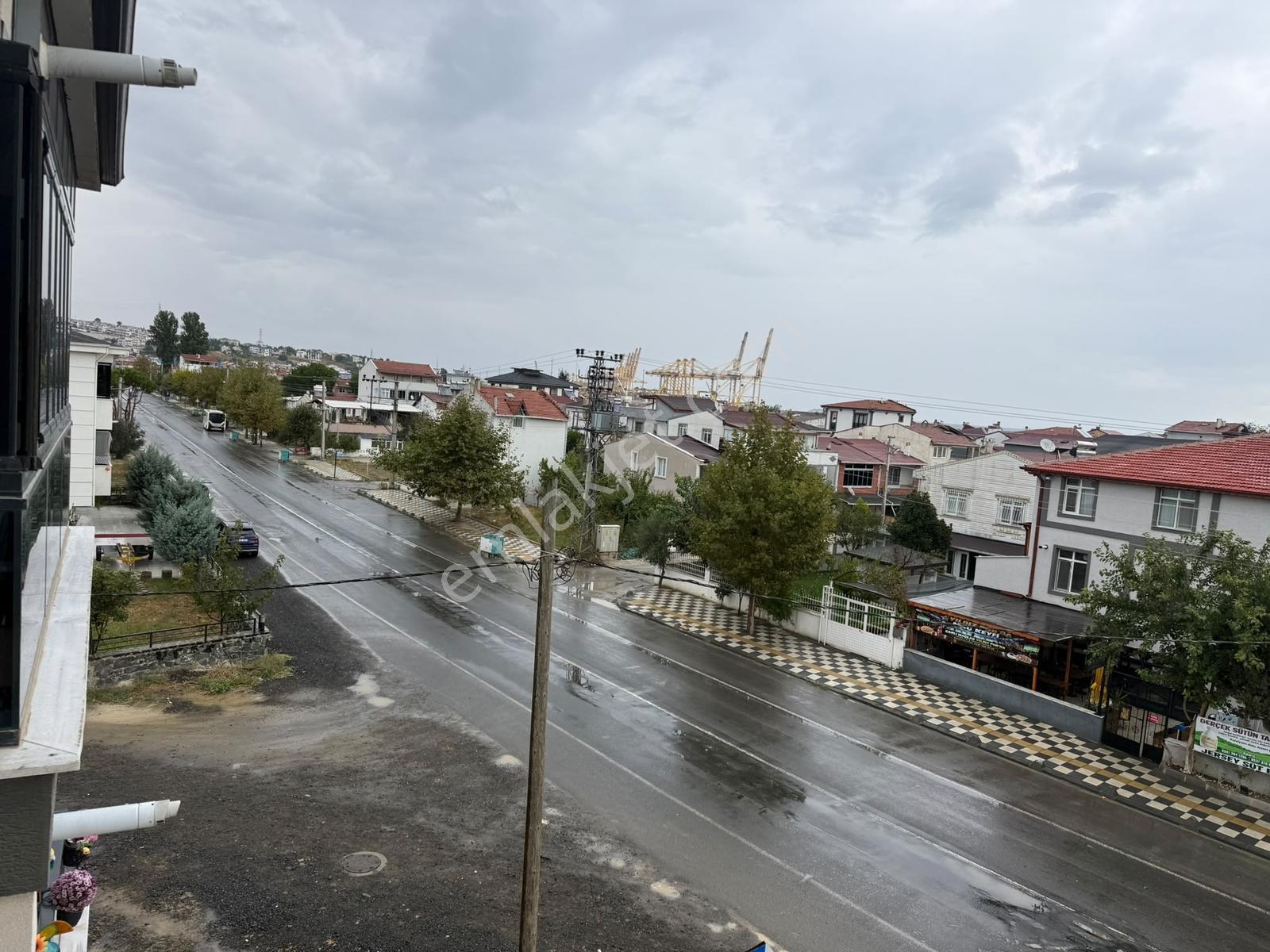 Kumbağ Mah Deniz Manzaralı Cadde Üzerinde Site İçinde İskanlı2+1 — fotoğraf 18