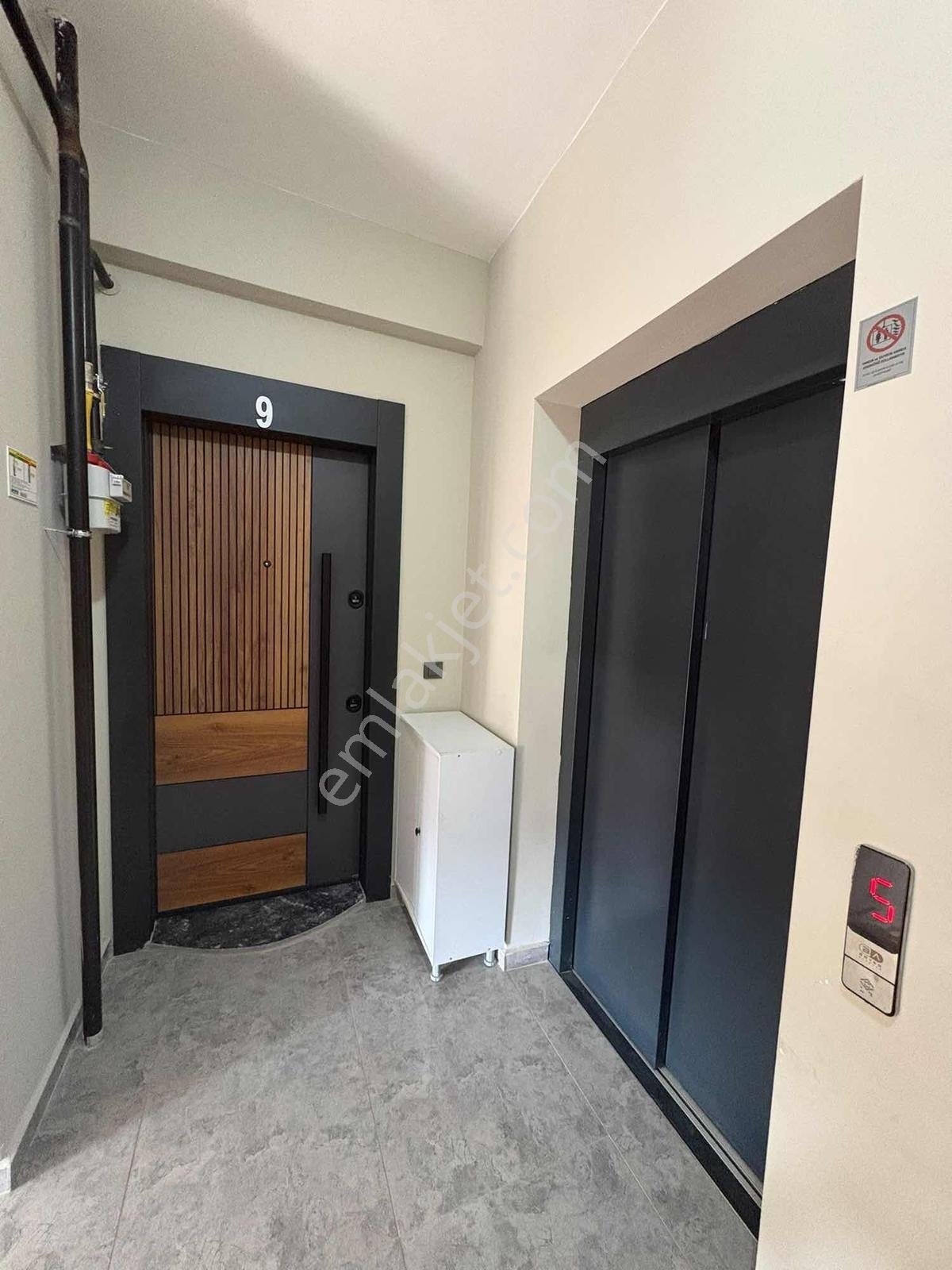 Toroslar Çavuşluda Kapalı Otoparklı Doğalgazlı 2+1 Satılık Daire — fotoğraf 17