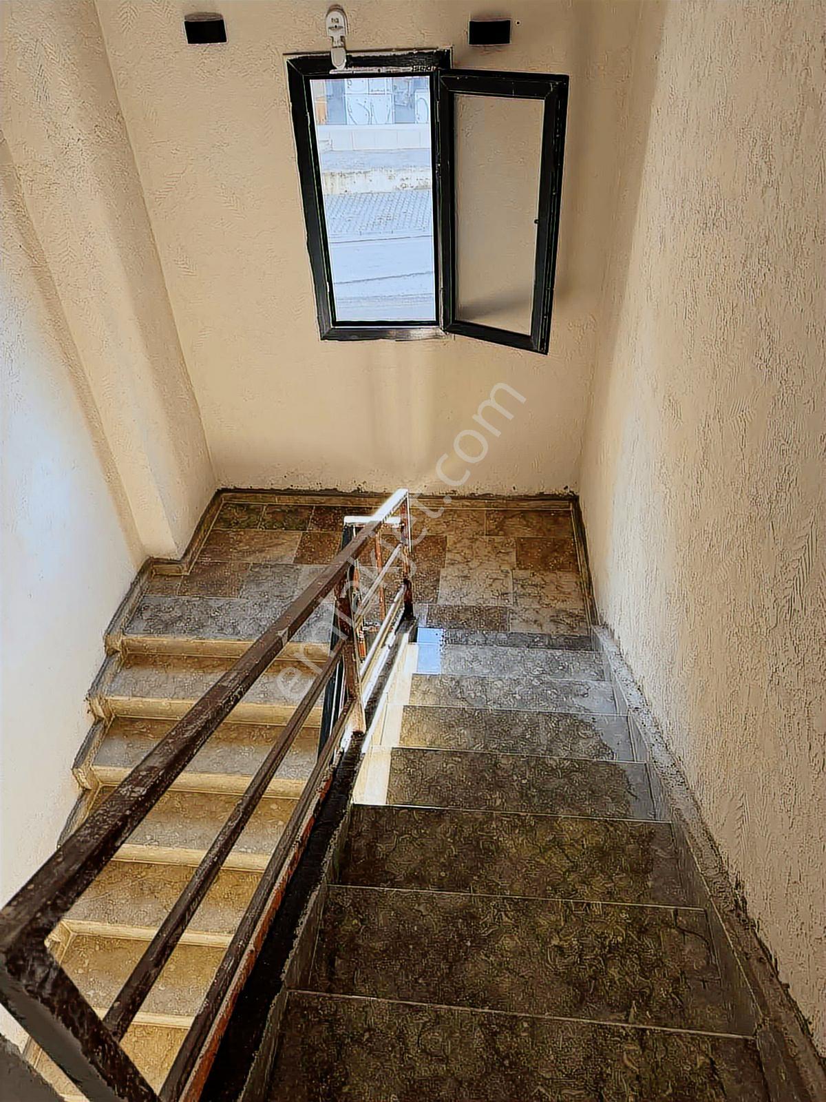 Mersin Toroslar Çukurova Mah Satılık Sıfır Dükkan + 3+1 Daire — fotoğraf 20