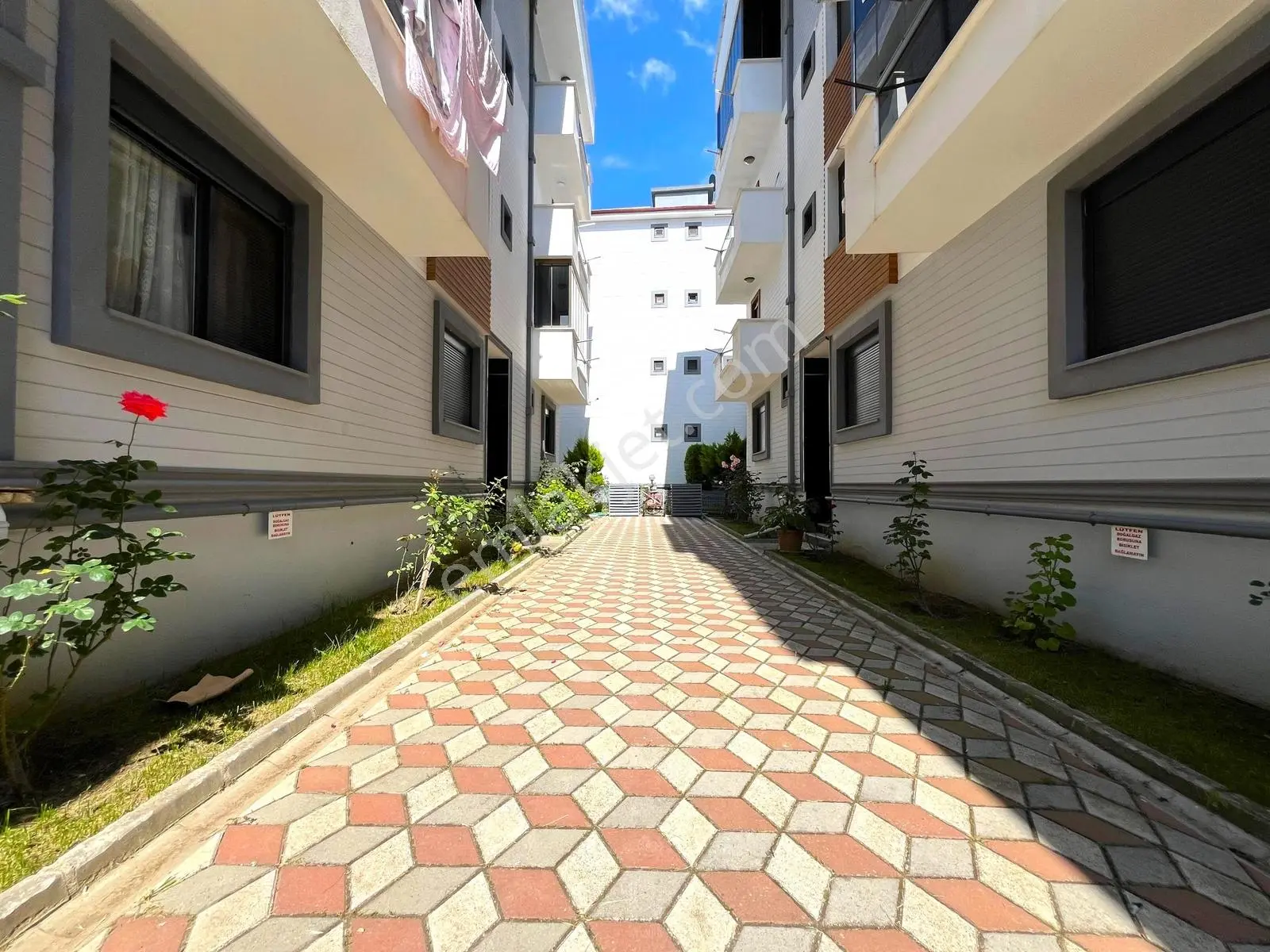 Yetkili Gümüşden Akçayda Full Kredili Doğalgazlı Denize 600m Şahane 2+1 Satılık Daire — fotoğraf 12