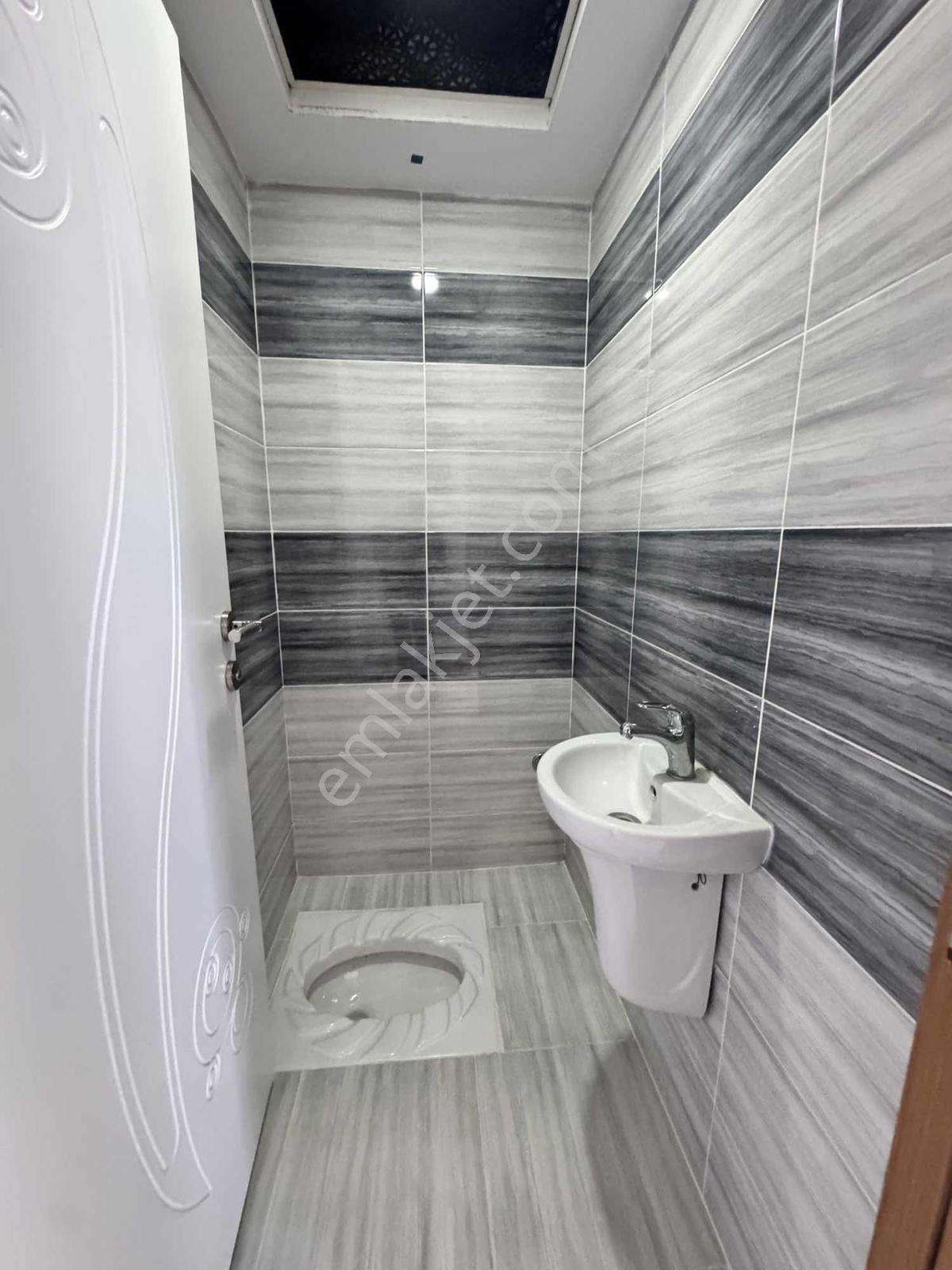 Tepecik Mh Lüks Cadde Üzerinde Özel Dizayn 3+1 Daire — fotoğraf 10