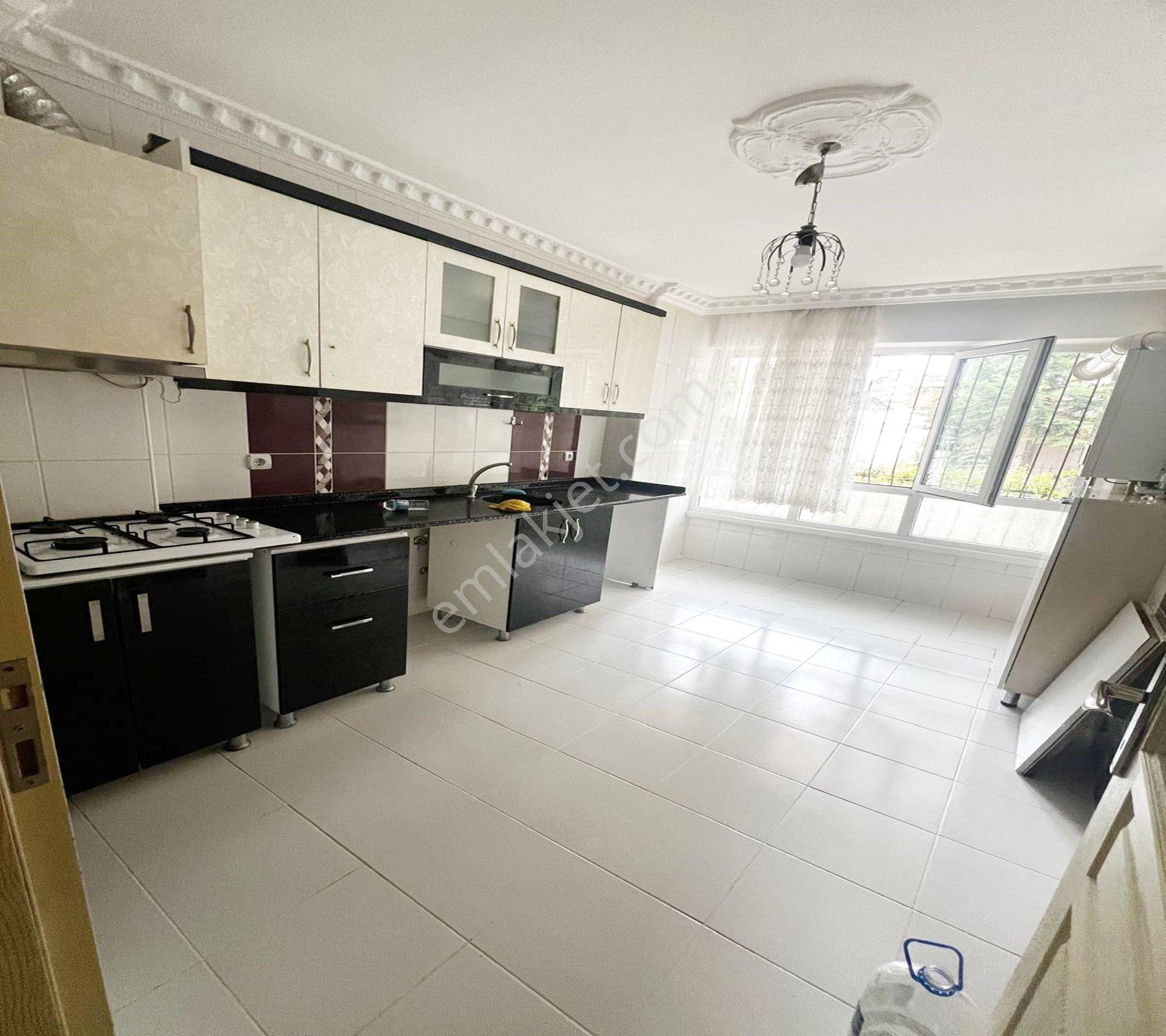 Atapark Elmalı Caddesi’Nde Şirin Ve Kullanışlı 3+1 Daire!
