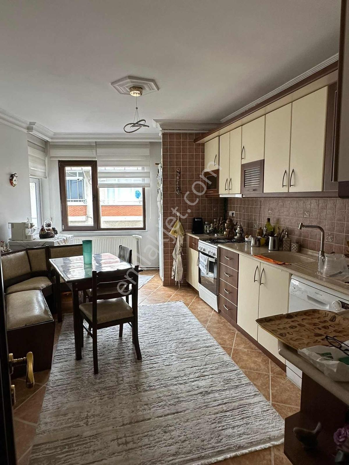 Cb.amazon'dan İlkadım 56'lar Merkezi Ve Prestijli Satılık 3+1 — fotoğraf 8