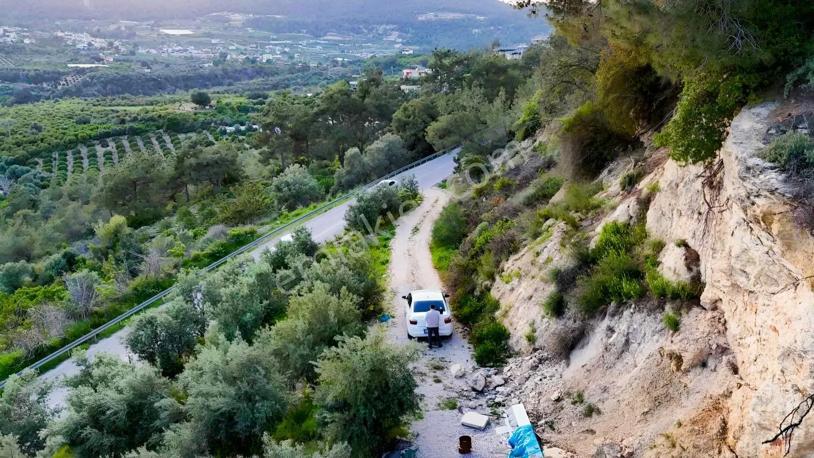 Mezitli Kuyulukta Ana Yola Sıfır 1 Dönüm Arsa +3+1 Ev — fotoğraf 2