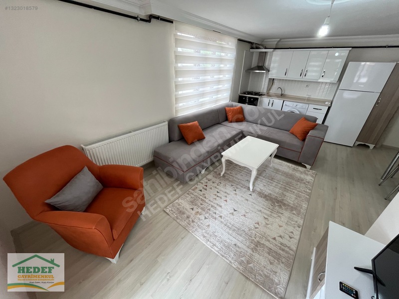 Hedef Ten Rektörlük Tramvayı Karşısında Full Eşyalı 1+1 Daire