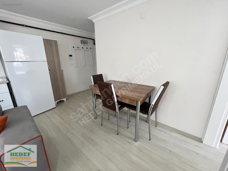 Hedef Ten Rektörlük Tramvayı Karşısında Full Eşyalı 1+1 Daire — fotoğraf 11
