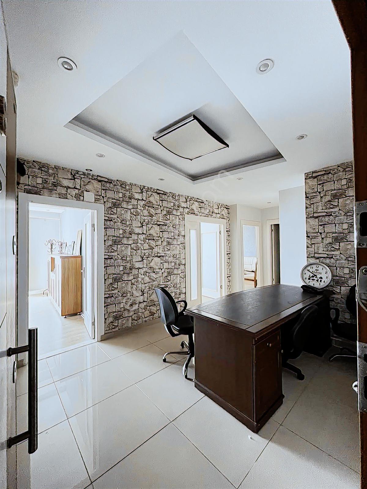 Mersin Adliye Karşısı 2+1 Bağımsız Mutfak 6 Yaşında Klas Daire — fotoğraf 7