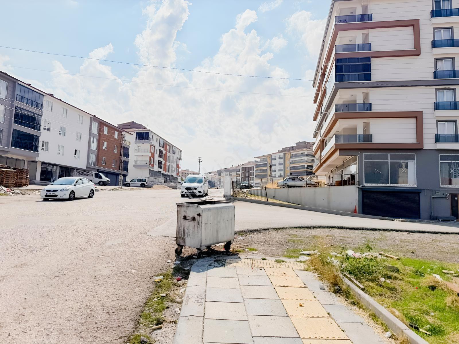 Tokilerin Oldugu Cadde 149m2 Ticari+konut İmarlı 8katlı Bölge — fotoğraf 2