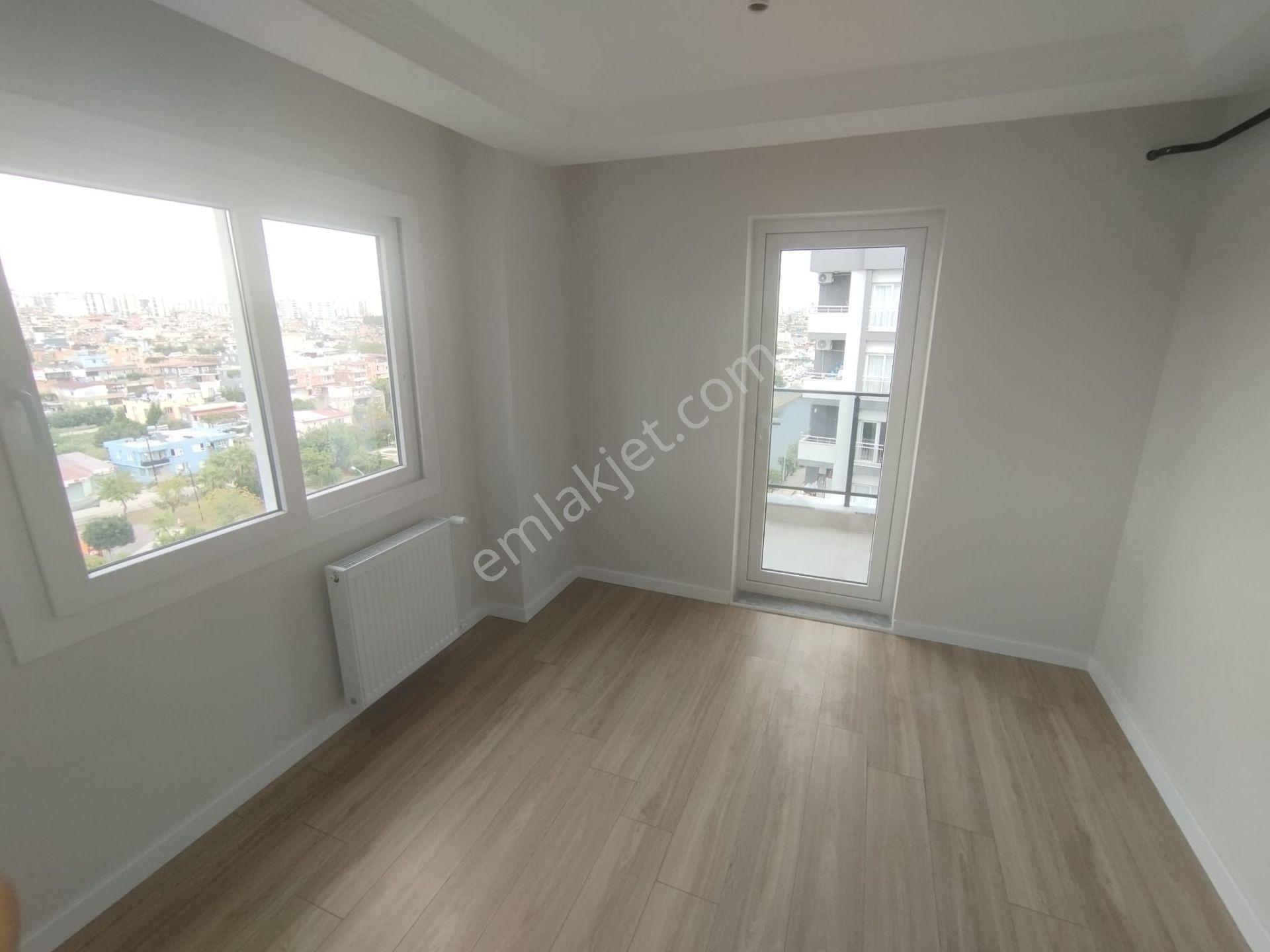 Cadde Üzerinde Sitede 2+1 Ebeveyn Banyolu Doğalgazlı Sıfır Lüks Daire — fotoğraf 6