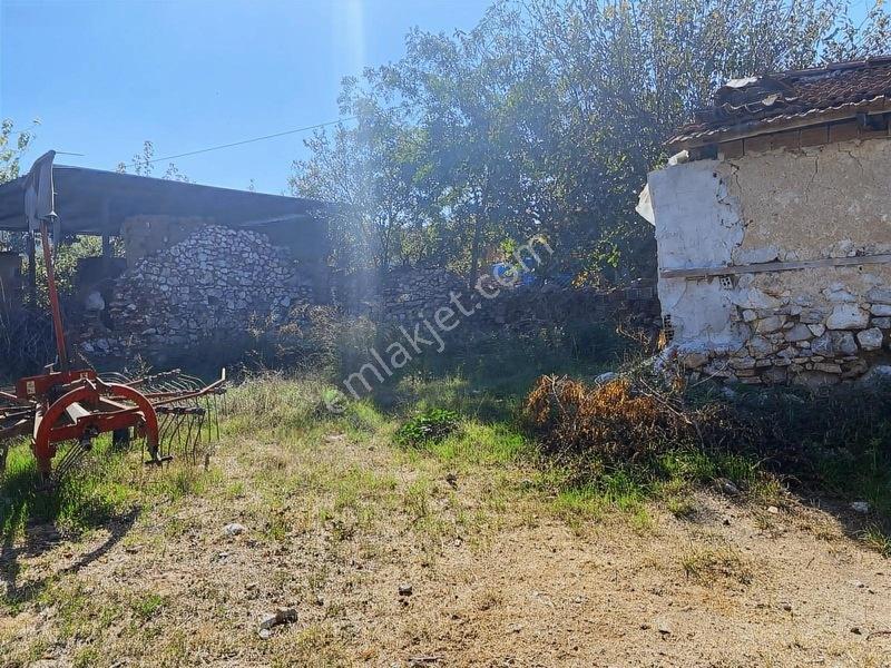 Menderes Çakaltepe Mahallesin'de Tek Tapu Satılık