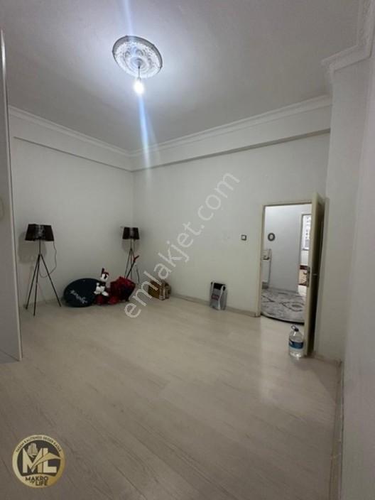 Alay Civarı Ana Cadde Üzeri Bakımlı Satılık 3+1 Fırsat Daire — fotoğraf 5