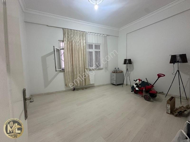 Alay Civarı Ana Cadde Üzeri Bakımlı Satılık 3+1 Fırsat Daire — fotoğraf 7