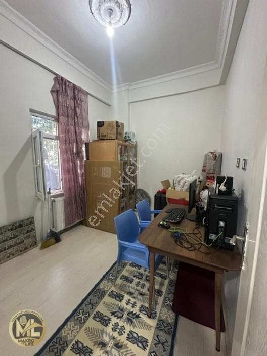 Alay Civarı Ana Cadde Üzeri Bakımlı Satılık 3+1 Fırsat Daire — fotoğraf 11