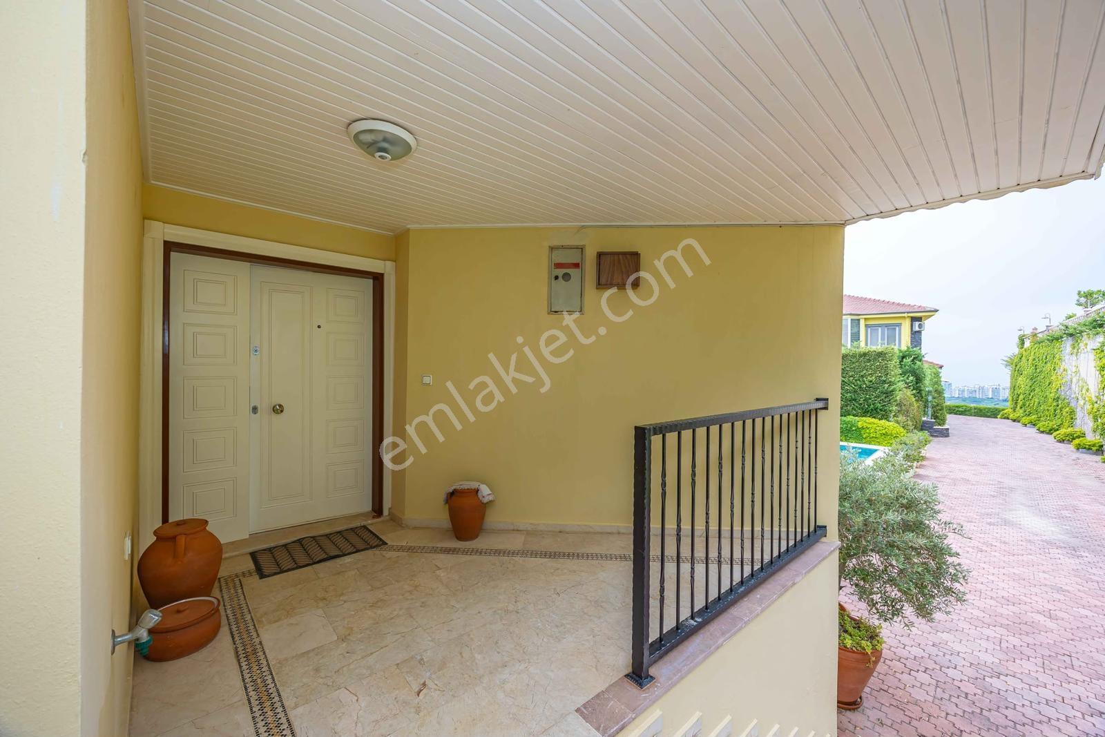 Gold City De Satılık 5+2 Müstakil Villa — fotoğraf 15