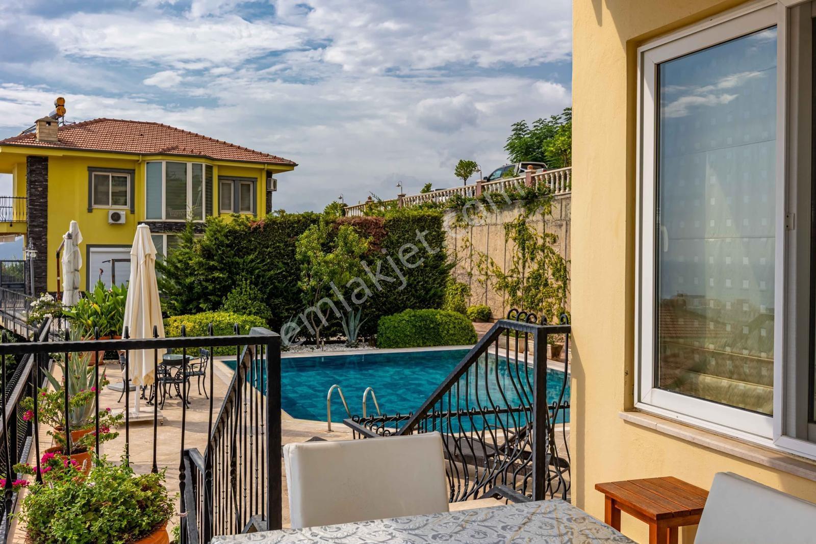 Gold City De Satılık 5+2 Müstakil Villa — fotoğraf 16