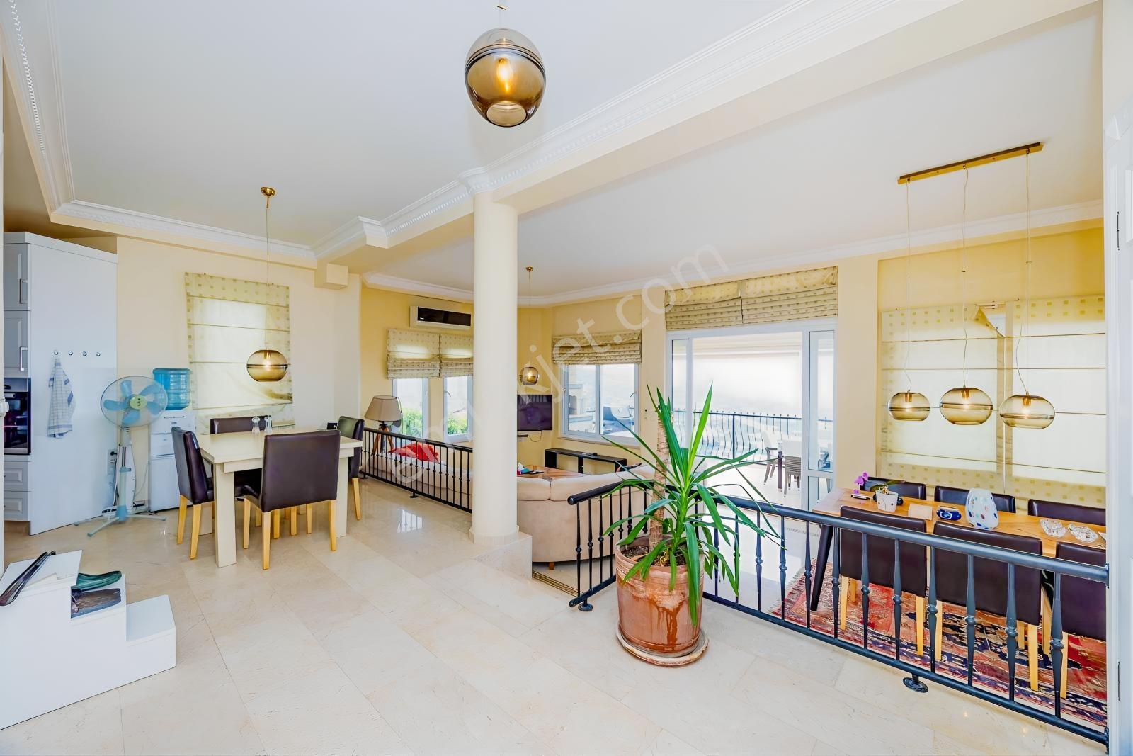Gold City De Satılık 5+2 Müstakil Villa — fotoğraf 30