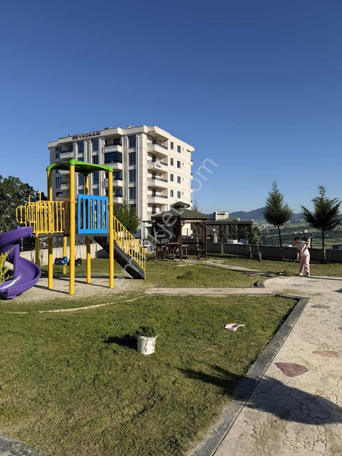 Cb.amazon Balaç Bölgesinde Eminevime Uygun 3+1 Satılık Daire — fotoğraf 2